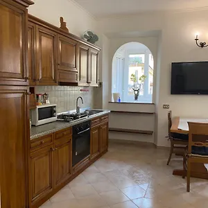Apartamento In Front Of Coliseum 5, Roma
