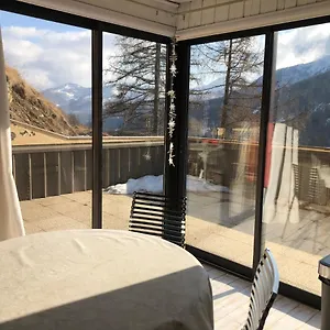 grand-studio-avec-vue-et-terrasse.fr-provencehotel.com/